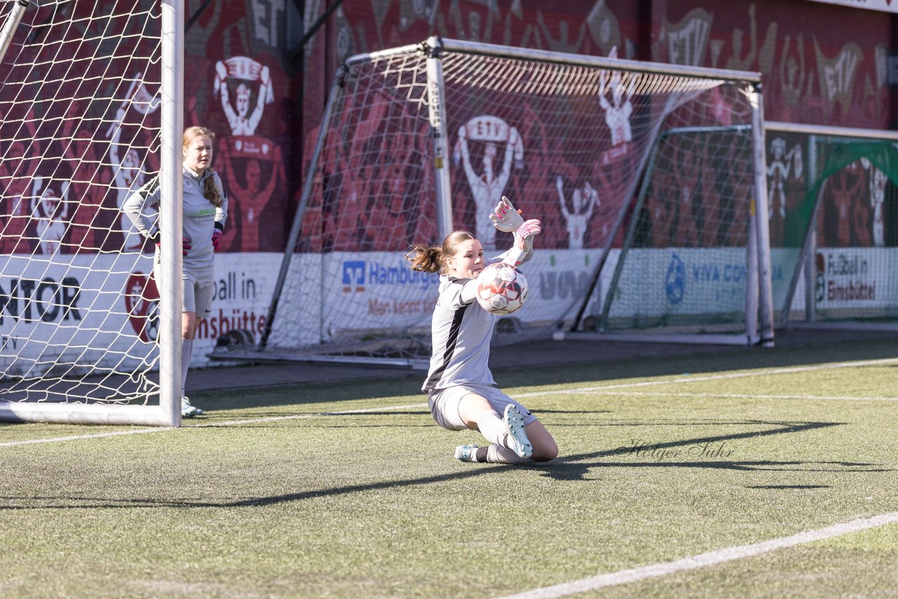 Bild 163 - wBJ Eimsbuettler TV - VfL Wolfsburg : Ergebnis: 1:3